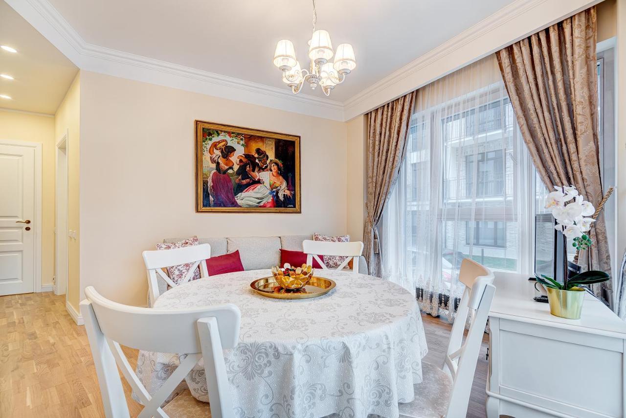 Happy Inn Classical Style, Self Check-In, Parking In The Underground Garage Vilnius Bagian luar foto